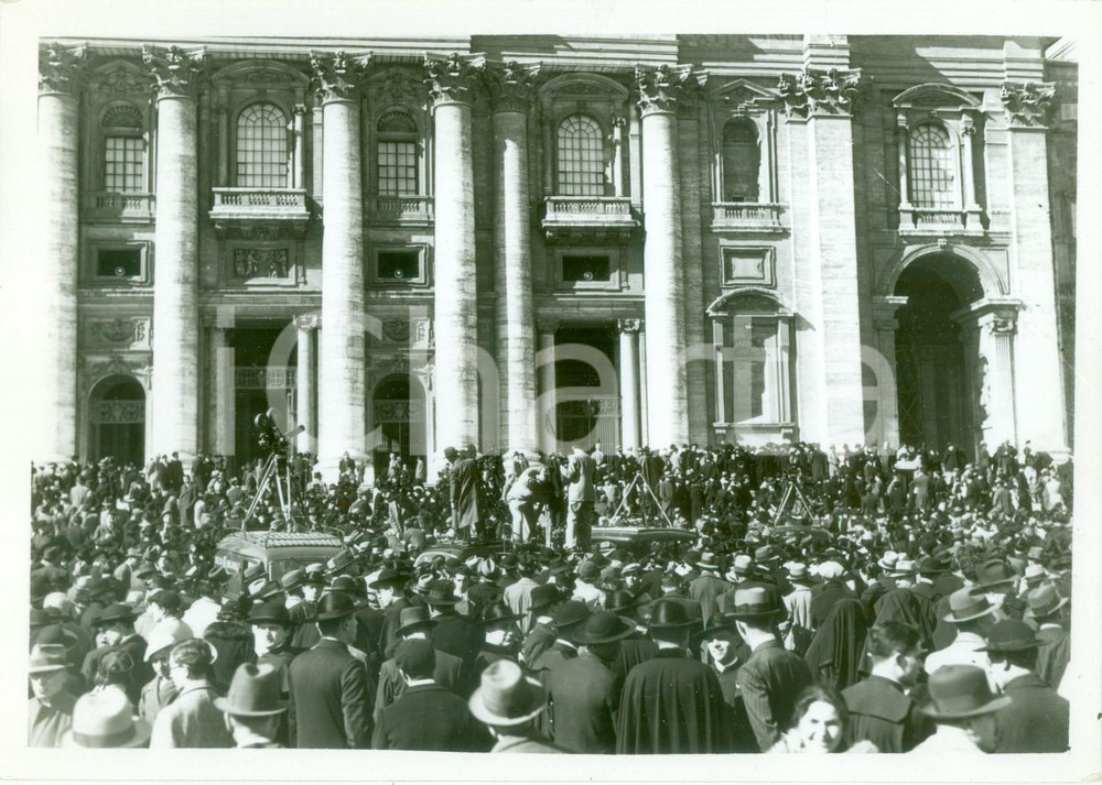 Fotografia d epoca originale 1939 ROMA VATICANO Giornalisti preparano teleobiettivi per PIO XII DANNEGGIATA 1