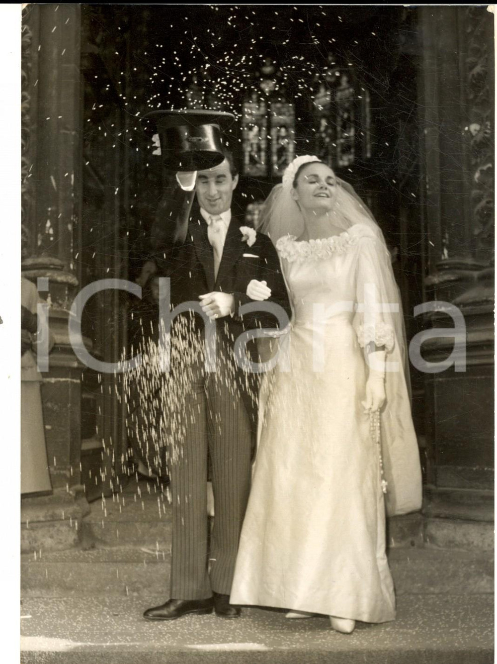 Fotografia d epoca originale 1962 PARIS SAINTSEVERIN Nozze conte Piero ROBERTI  Pascaline PONS Foto 13x18 1