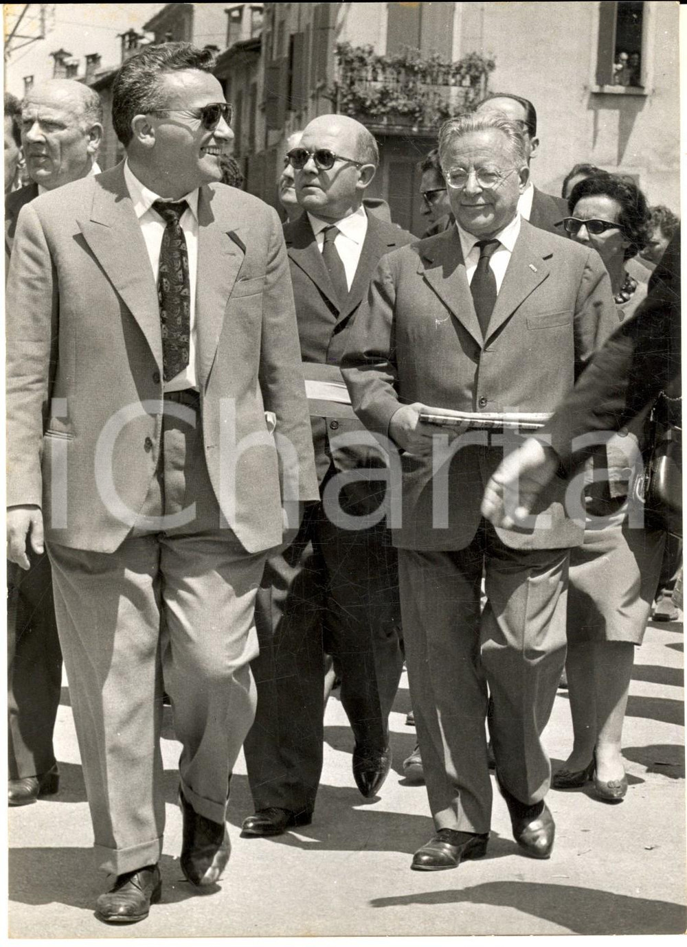 Fotografia d epoca originale 1960 REGGIO EMILIA Palmiro TOGLIATTI ai funerali degli operai PCI uccisi Foto 1