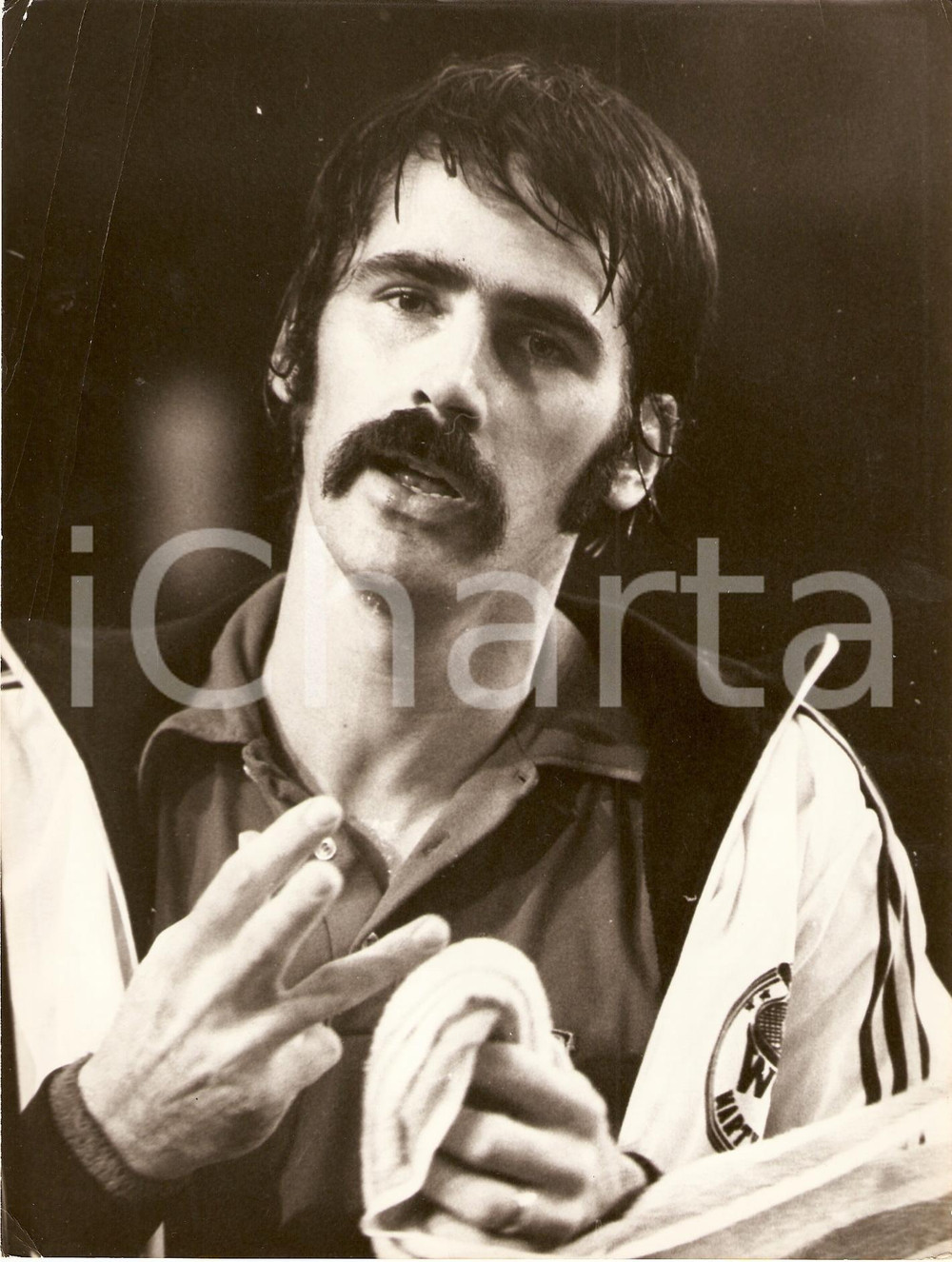 Fotografia d epoca originale 1973 MILANO Tennis COPPA ASTOR Marty RIESSEN al termine del match Fotografia 1