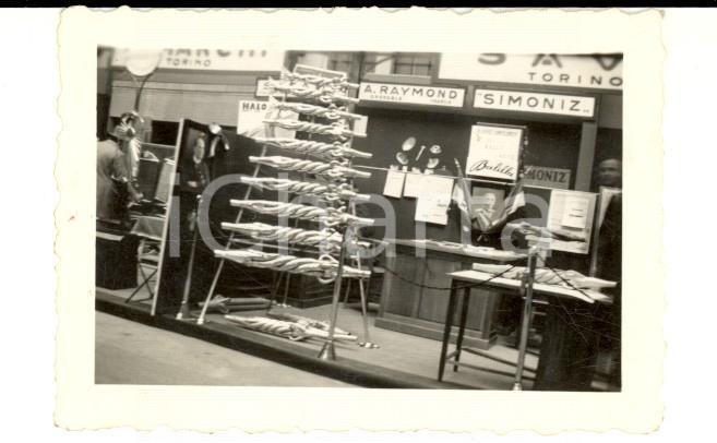 Fotografia d epoca originale 1930 ca FIERA MILANO ? Forniture per esercito BALILLA  SIMONIZ Foto 8x6 cm 1