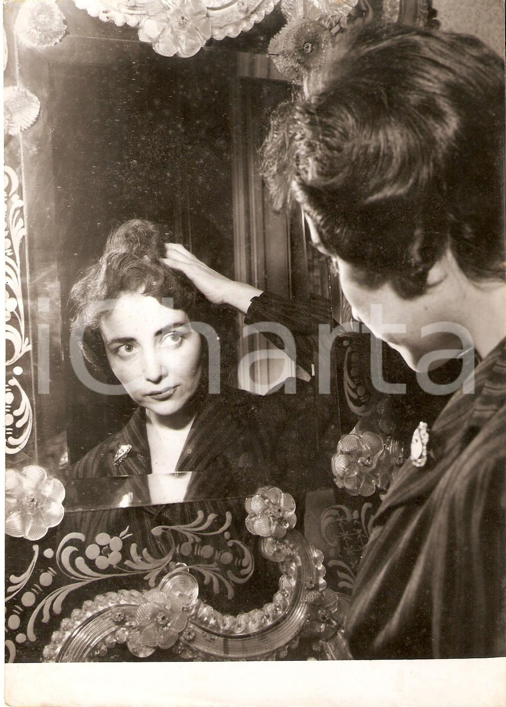 Fotografia d epoca originale 1956 MILANO Adele GALLOTTA licenziata perché partecipa a LASCIA O RADDOPPIA Foto 1