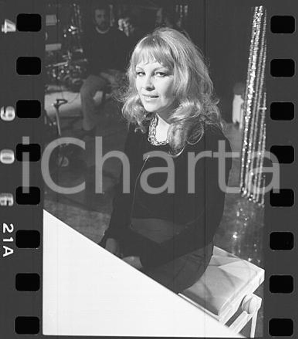 35mm NEGATIVO ORIGINALE* 1984 TV IL CAPPELLO SULLE VENTITRÈ Antonella LUALDI (5)