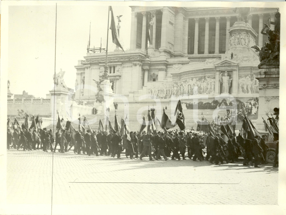 Fotografia d epoca originale 1931 ROMA Annuale Intervento  Corteo Combattenti al Milite Ignoto Fotografia 1