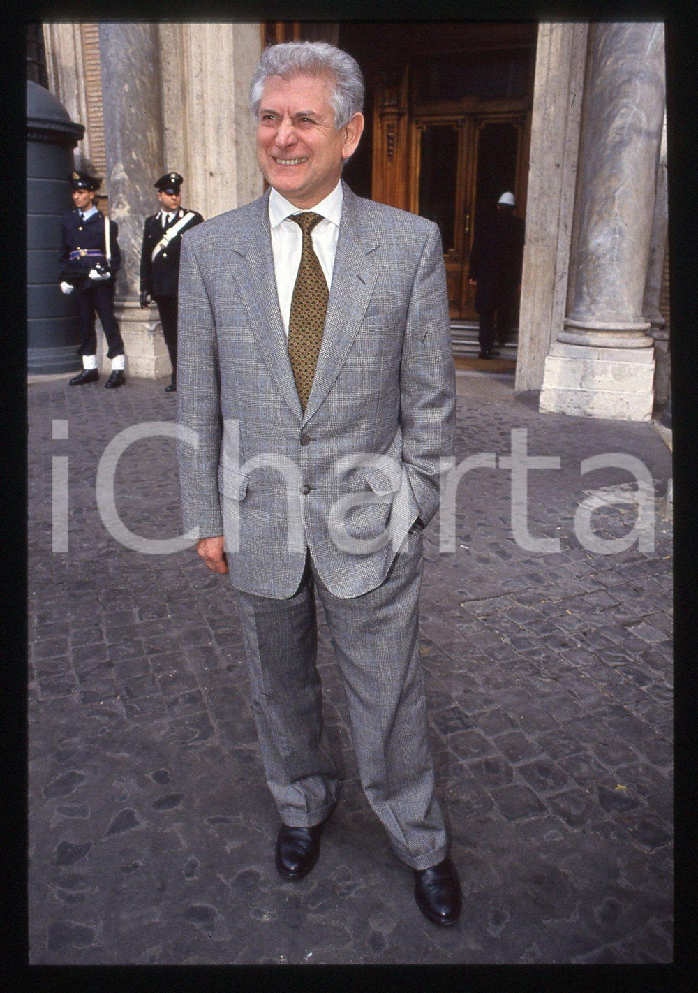 35mm vintage slide* 1990 ca ROMA Mauro FAVILLA Il senatore DC a Palazzo Madama 4