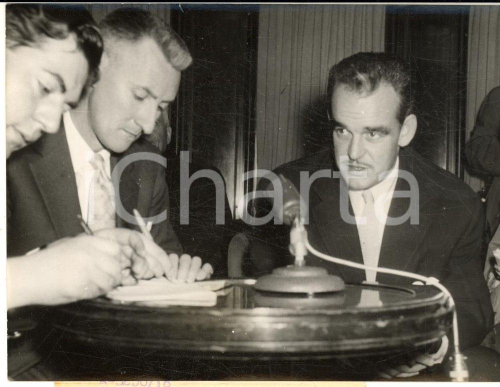 1956 LE HAVRE Ranieri di Monaco in conferenza stampa su nave "Ile de France"