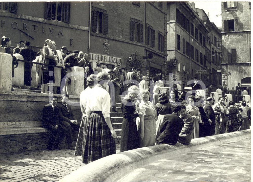 1957 ROMA PASQUA Turisti presso la Fontana di Trevi - Foto 18x13 cm