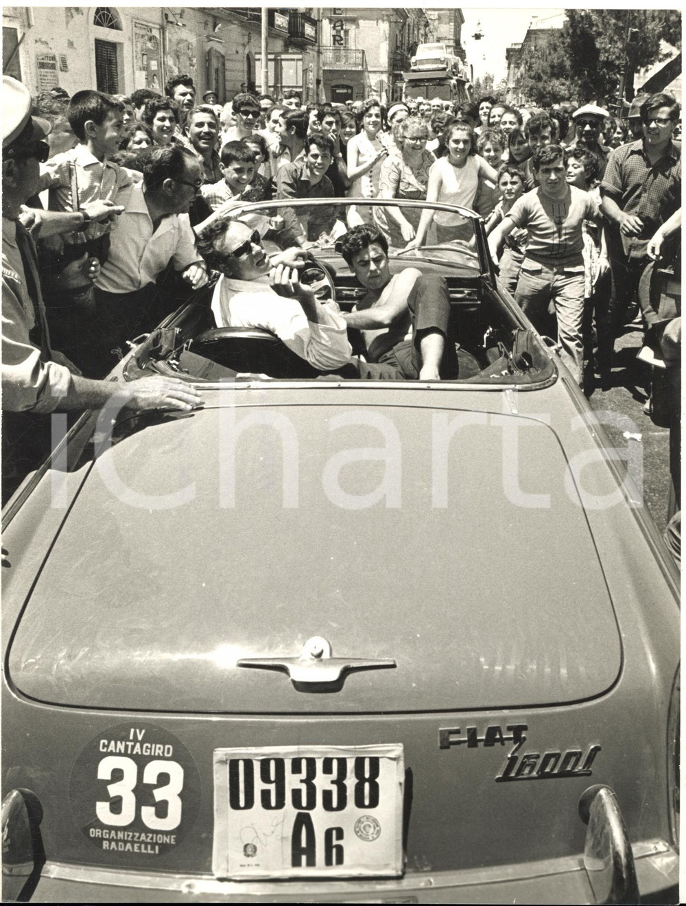 1965 PESCARA CANTAGIRO Folla per LITTLE TONY su FIAT 1600 *Foto 18x24 cm