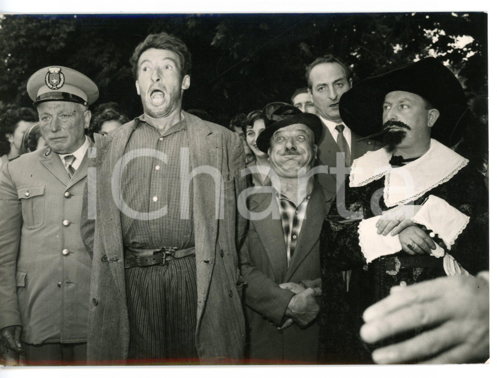 1956 LUSERNA SAN GIOVANNI Elezioni MISTER BRUTTO - I concorrenti *Foto 18x13