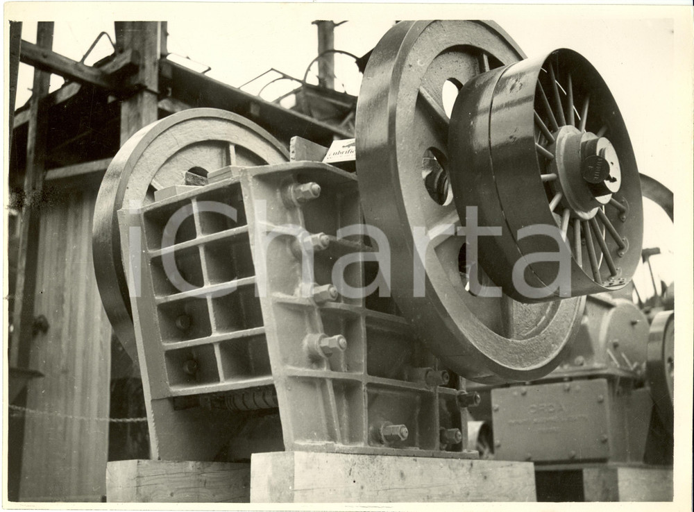Fotografia d epoca originale 1937 MILANO Fiera Campionaria  Macchina agricola in esposizione Fotografia 1