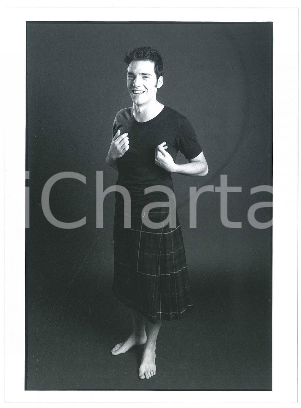Fotografia d epoca originale 1995 ca COSTUME ITALIA Andrea PEZZI conduttore  Ritratto  Foto 18x24 cm 6 1