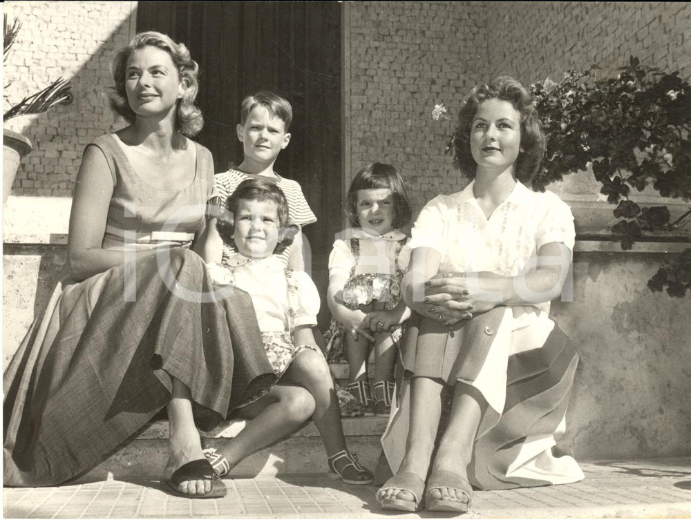1959 SANTA MARINELLA Attrice Ingrid BERGMAN con i tre figli - Foto 18x13