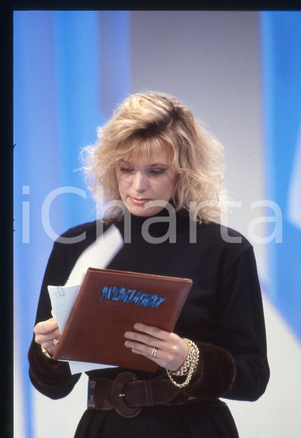 35mm vintage slide* 1987 ODEON TV - Roberta TERMALI conduce FORZA ITALIA (3)