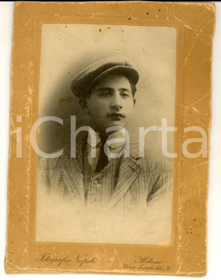 Fotografia d epoca originale 1880 ca MILANO Ritratto di adolescente con la coppola Foto NAPOLI 10x12 cm 1