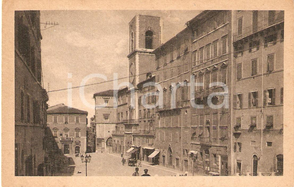 Cartolina originale da collezione 1925 ca ANCONA Scorcio di Piazza del PLEBISCITO *Cartolina postale ANIMATA FP NV 1