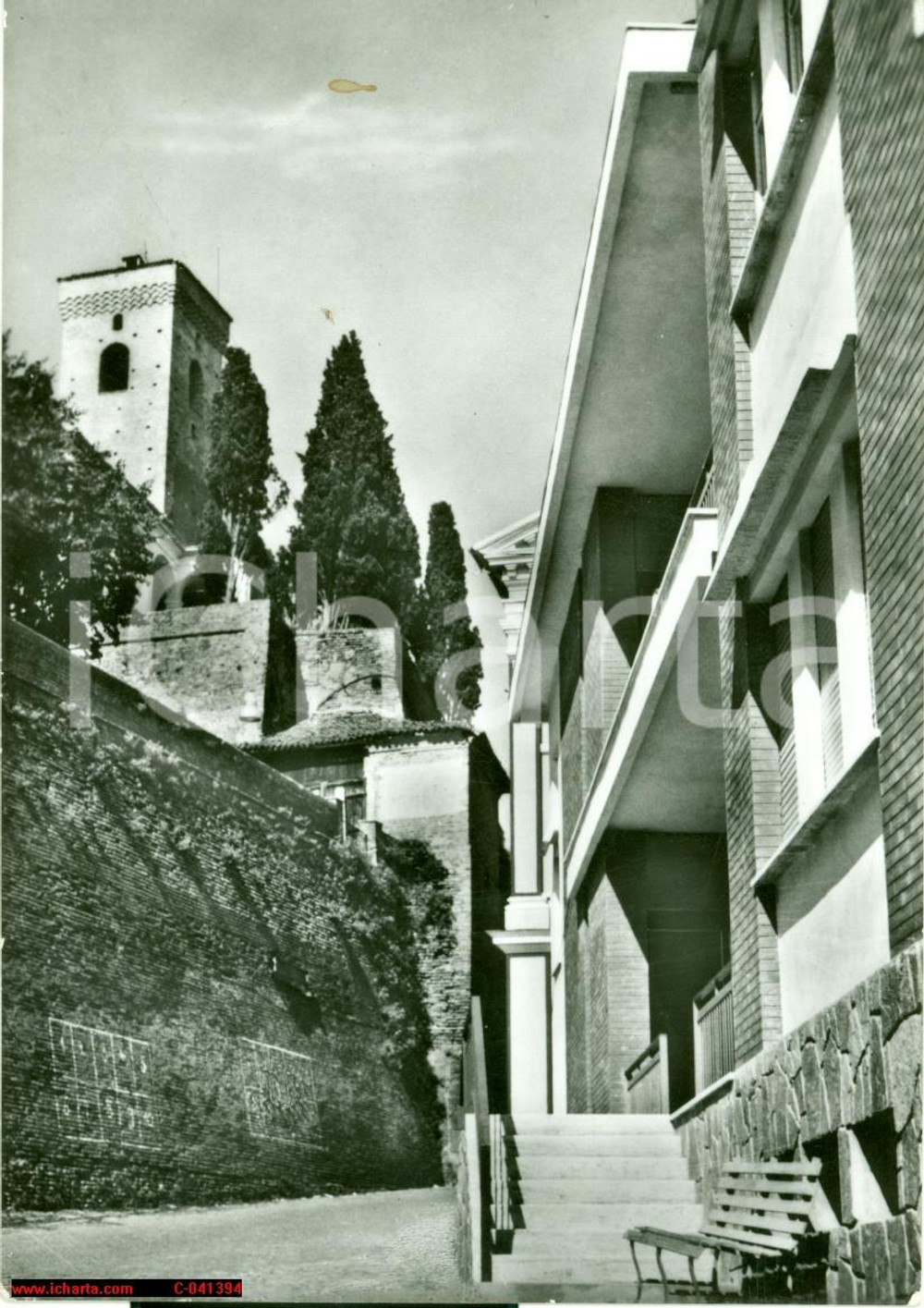 Cartolina originale da collezione 1970 CISTERNA D'ASTI (AT) Castello e municipio FG VG 1