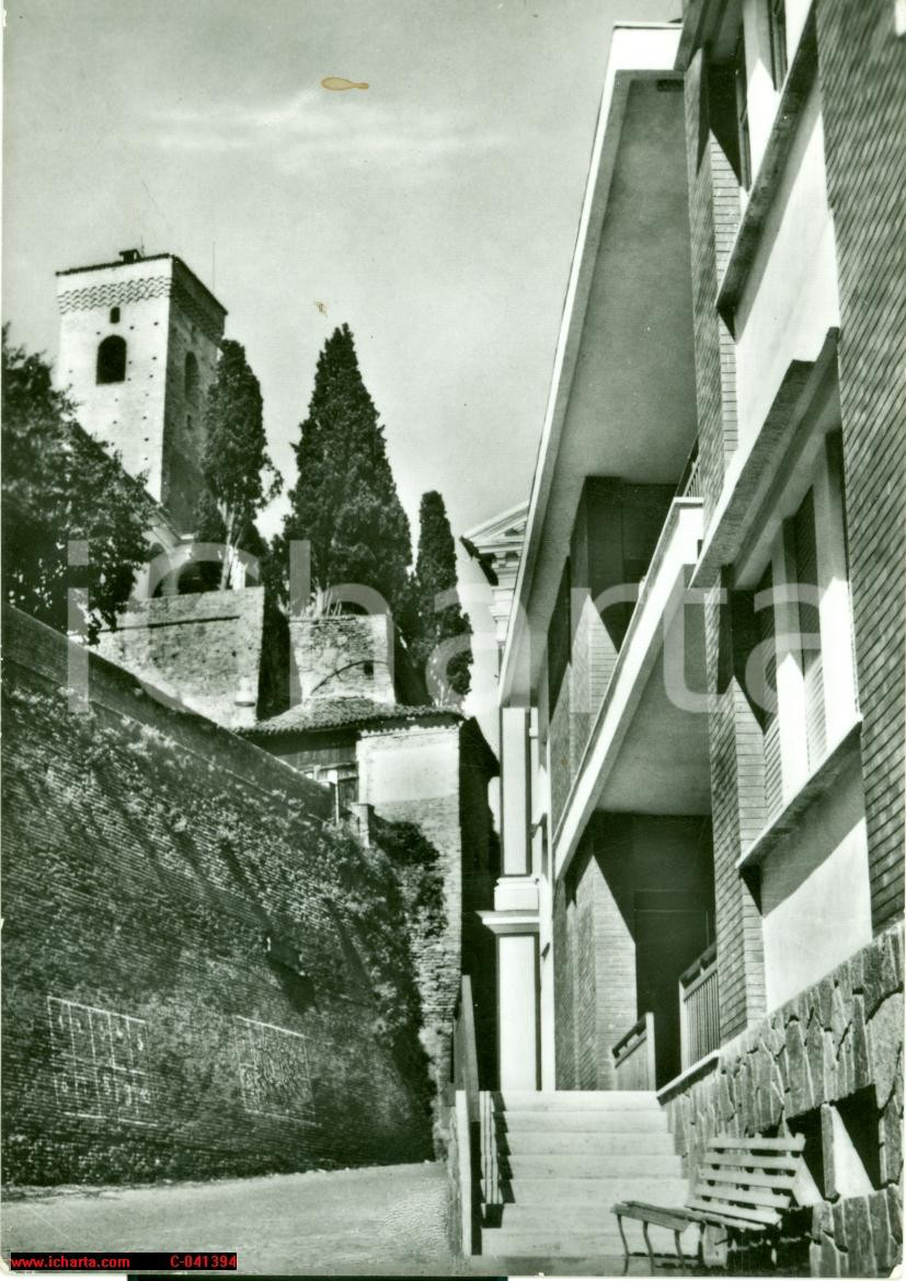Cartolina originale da collezione 1970 CISTERNA D ASTI AT Castello e municipio FG VG 1