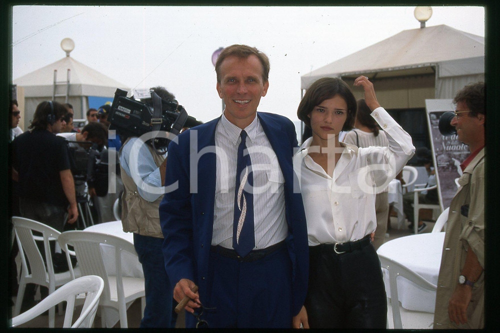 35mm vintage slide* 1994 WEST HOLLYWOOD DGA Peter WELLER Chiara CASELLI (32)