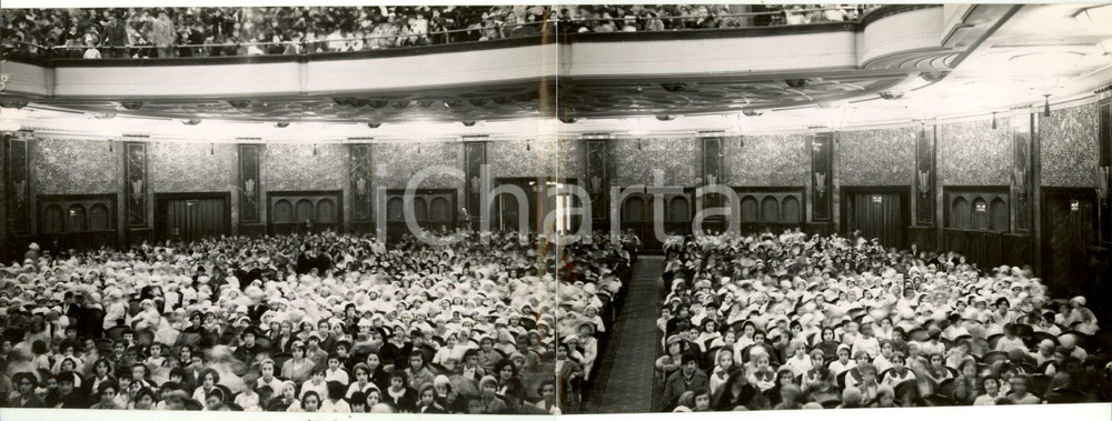 Fotografia d epoca originale 1934 MILANO TEATRO ODEON Premiazione vincitori Giornata Risparmio Foto DOPPIA 1