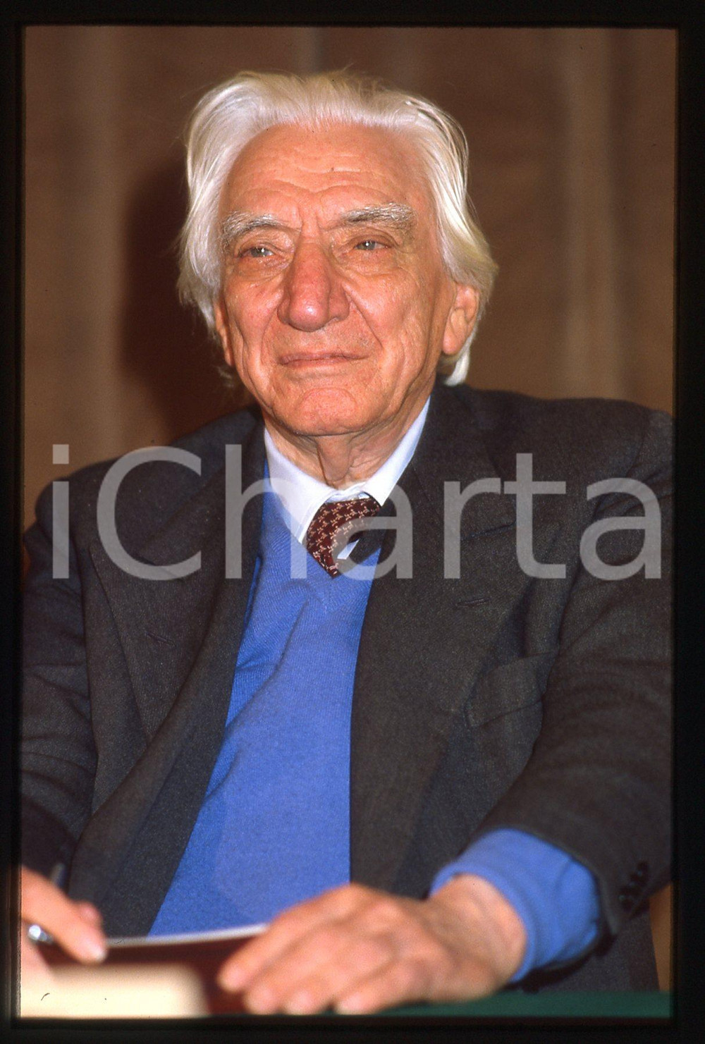 35mm vintage slide* 1985ca ITALIA - COSTUME Cesare MUSATTI Conferenza (2)