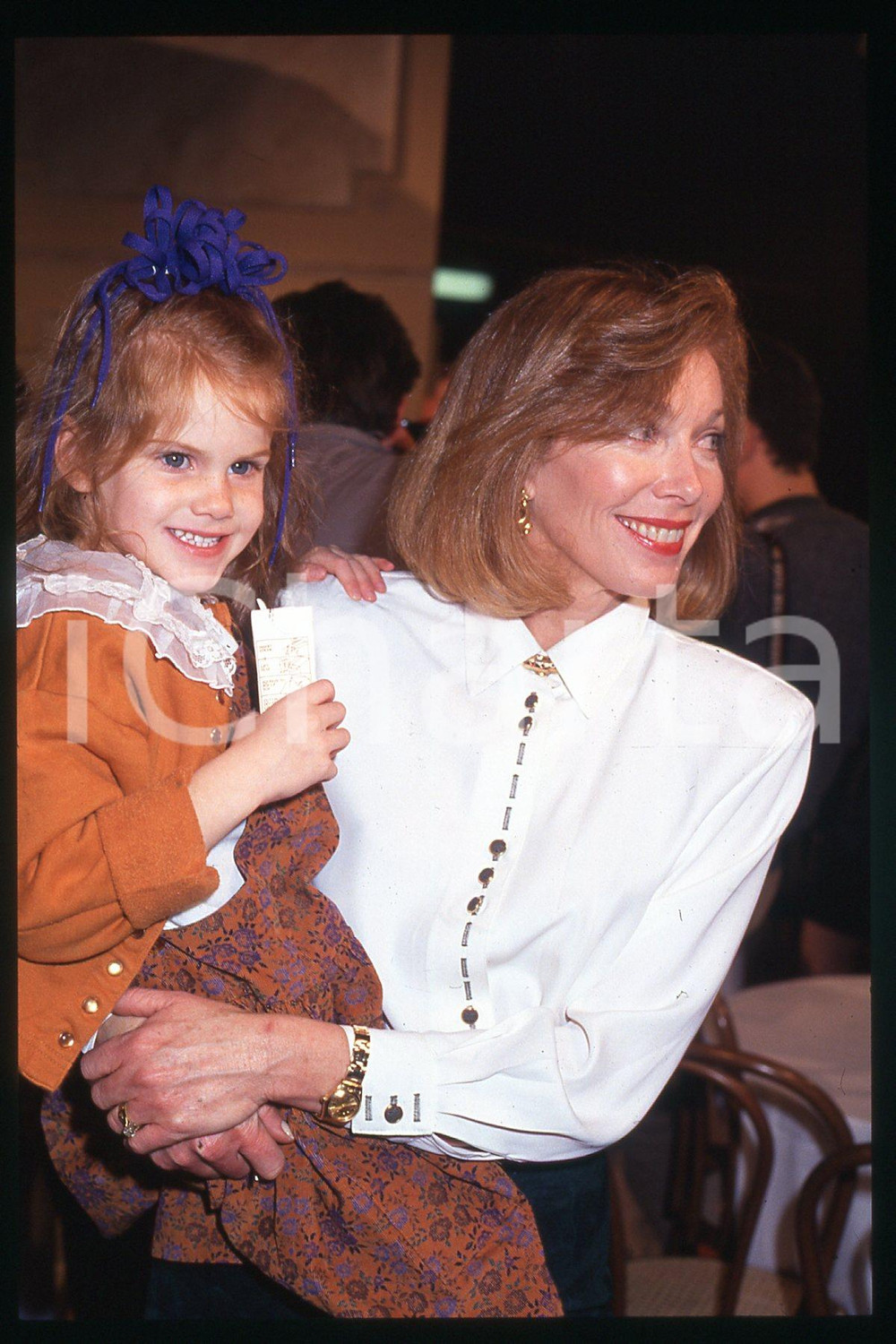 35mm vintage slide* 1993 CINEMA Actress Jaime Lyn BAUER with a child (8)