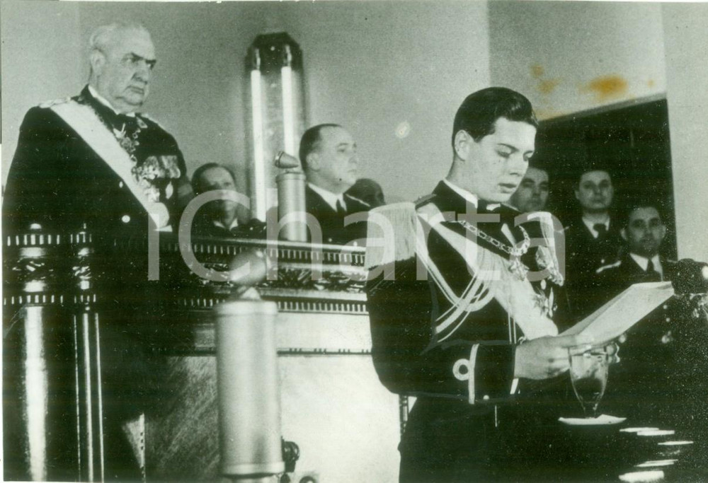 Fotografia d epoca originale 1939 BUCAREST Principe Nicola di ROMANIA entra a far parte del Senato Fotografia 1