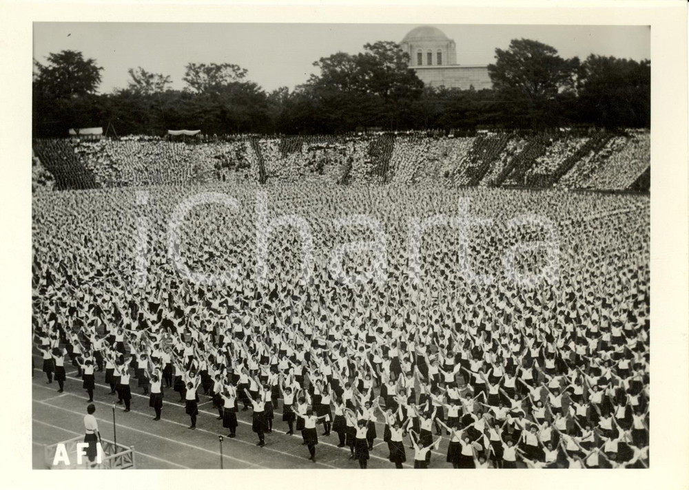 Fotografia d epoca originale 1940 TOKYO 2600 Annivesario Impero GIAPPONESE Saggio ginnico 50000 alunni Foto 1