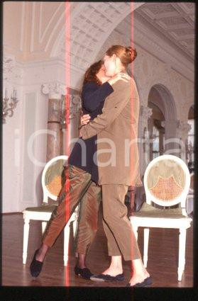 35mm vintage slide* 1992 VENICE actress Tilda SWINTON and Sally POTTER (45)