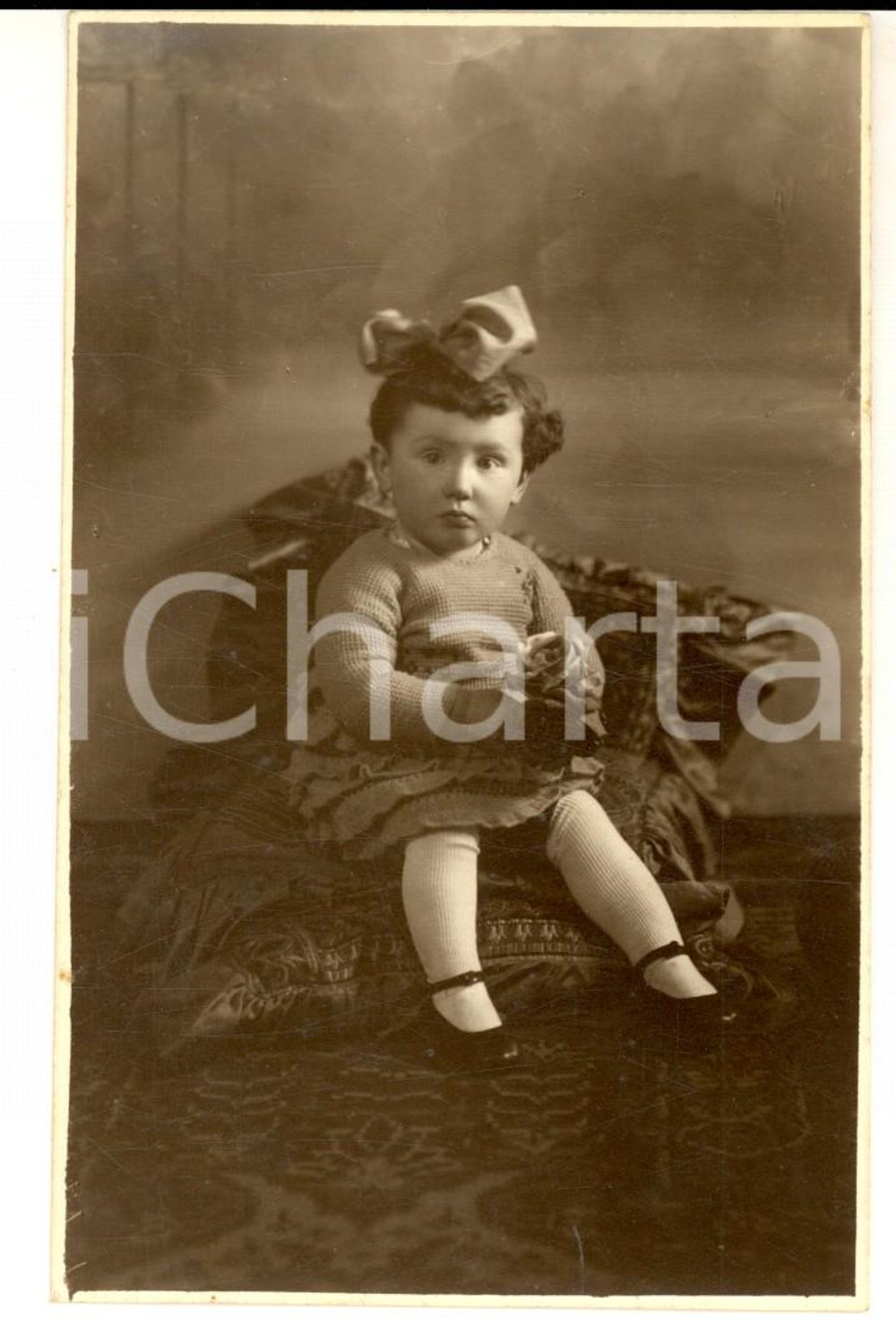 Fotografia d epoca originale 1927 MILANO Ritratto di bambina con una rosa Foto cartolina GANDINI 1