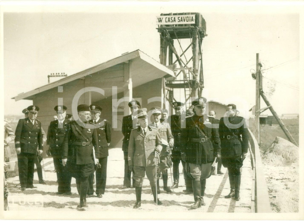 Fotografia d epoca originale 1939 ROMA Vittorio Emanuele III visita lavori nuovo ponte SAN PAOLO Fotografia 1