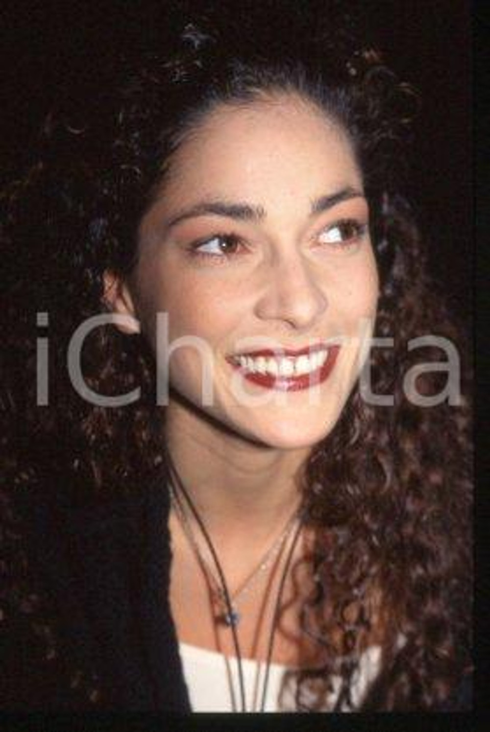 Simona CAVALLARI - LIDO VENICE Italian actress 1997 * 35 mm vintage slide 16