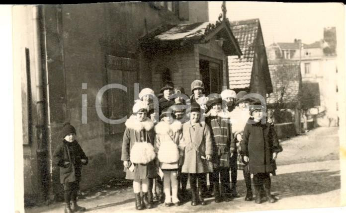 Fotografia d epoca originale 1940 ca AREA LOMBARDA ? Una classe di giovani scolare Foto VINTAGE  8x5 cm 1