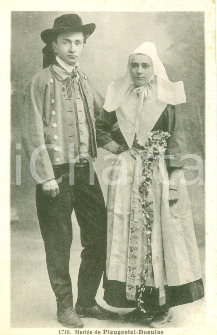 Cartolina originale da collezione 1930 ca PLOUGASTEL DAOULAS F Sposini in costume tradizionale Cartolina FP NV 1