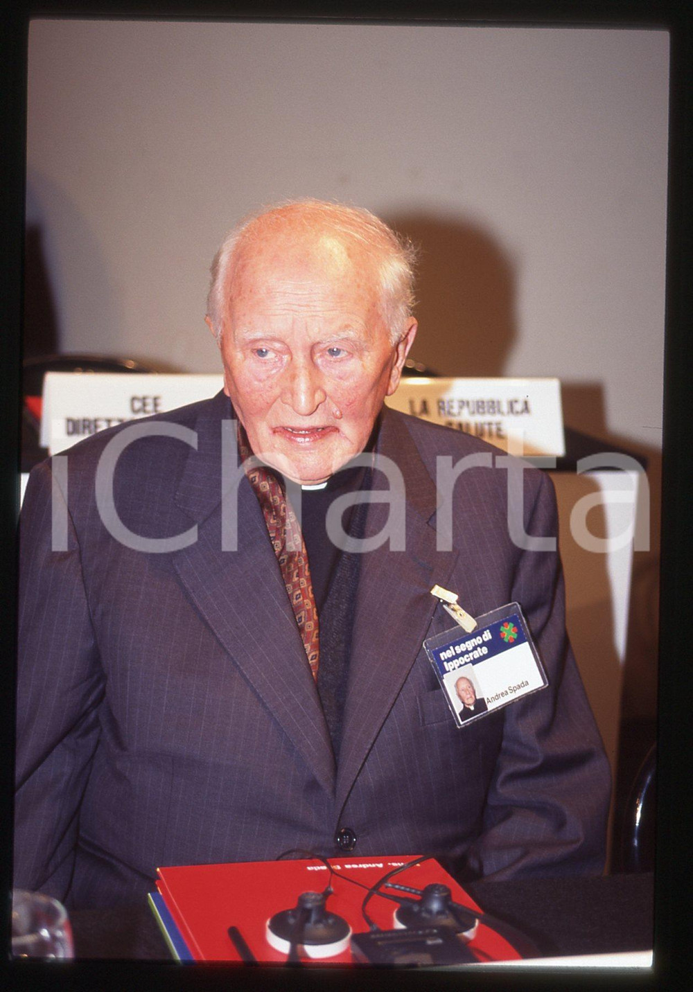 35mm vintage slide* 1995 RIMINI Monsignore Andrea SPADA a un convegno (5)