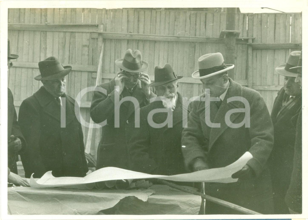 Fotografia d epoca originale 1937 TORINO Emilio DE BONO visita lavori per Monumento al DUCA D AOSTA Foto 1