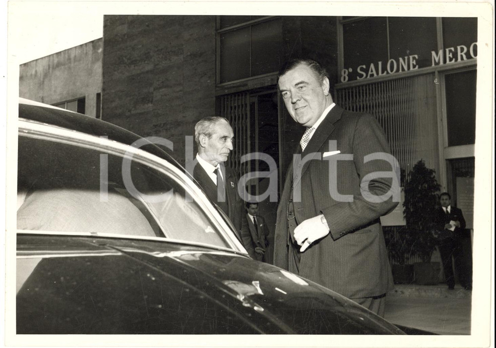 1959 TORINO Sarto Norman HERTELL conclude la sua visita al SAMIA - Foto