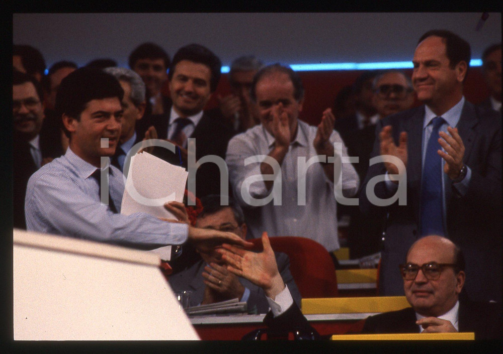 35mm vintage slide* 1989 MILANO Claudio MARTELLI Congresso PSI Ansaldo (6)