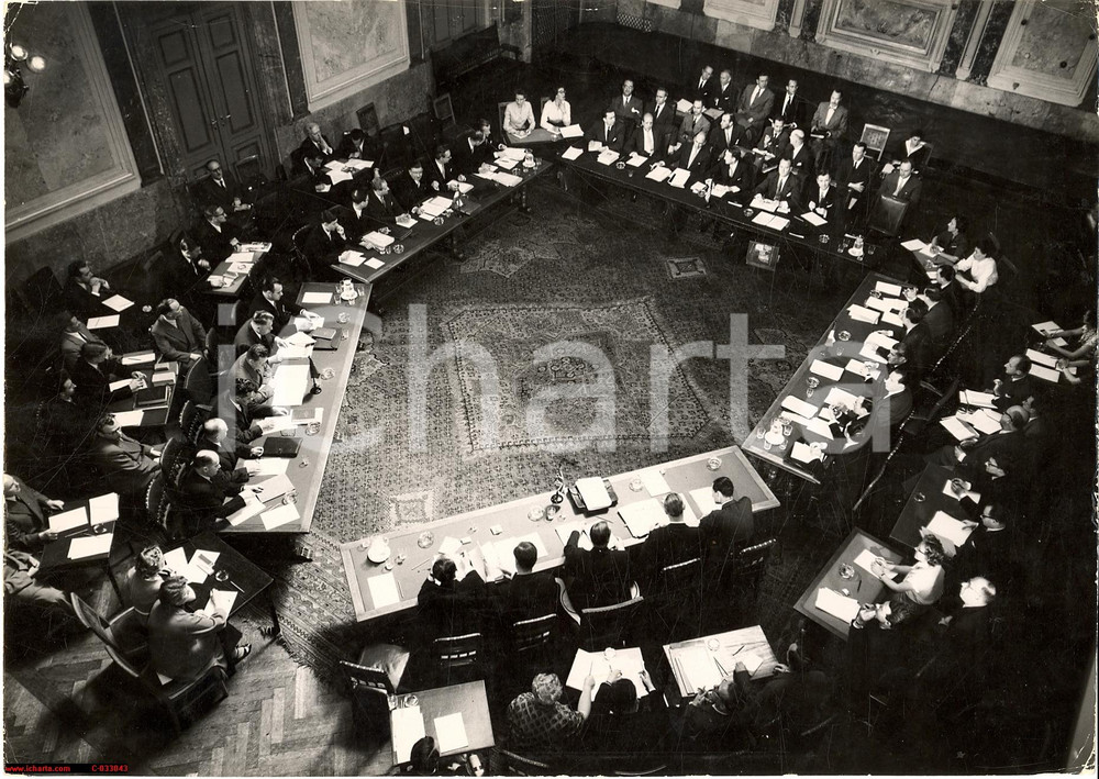 Fotografia d'epoca originale 1955 WIEN (AU) Firma trattato Indipendenza AUSTRIA al Castello BELVEDERE *Foto 1