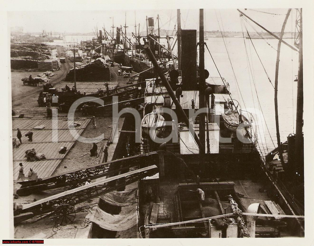Fotografia d epoca originale 1930 Sebastopoli Sevastopol  navi da carico cargo ships 1