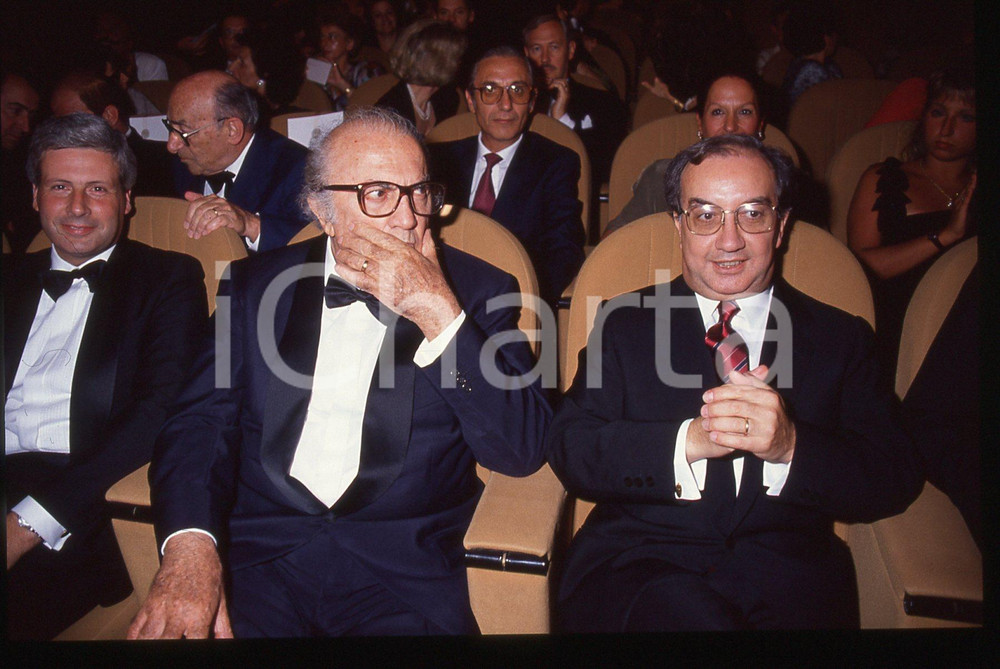 Fotografia d epoca originale 35mm vintage slide 1990 MOSTRA DI VENEZIA Federico FELLINI Carlo TOGNOLI 1