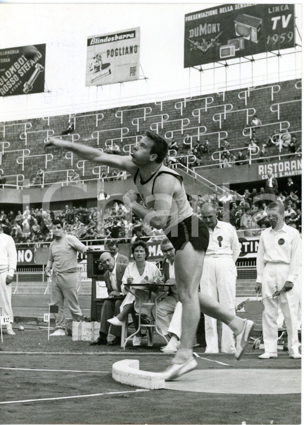 1959 TORINO UNIVERSIADI Lancio del peso - Hermann LINGNAU in gara *Foto 13x18