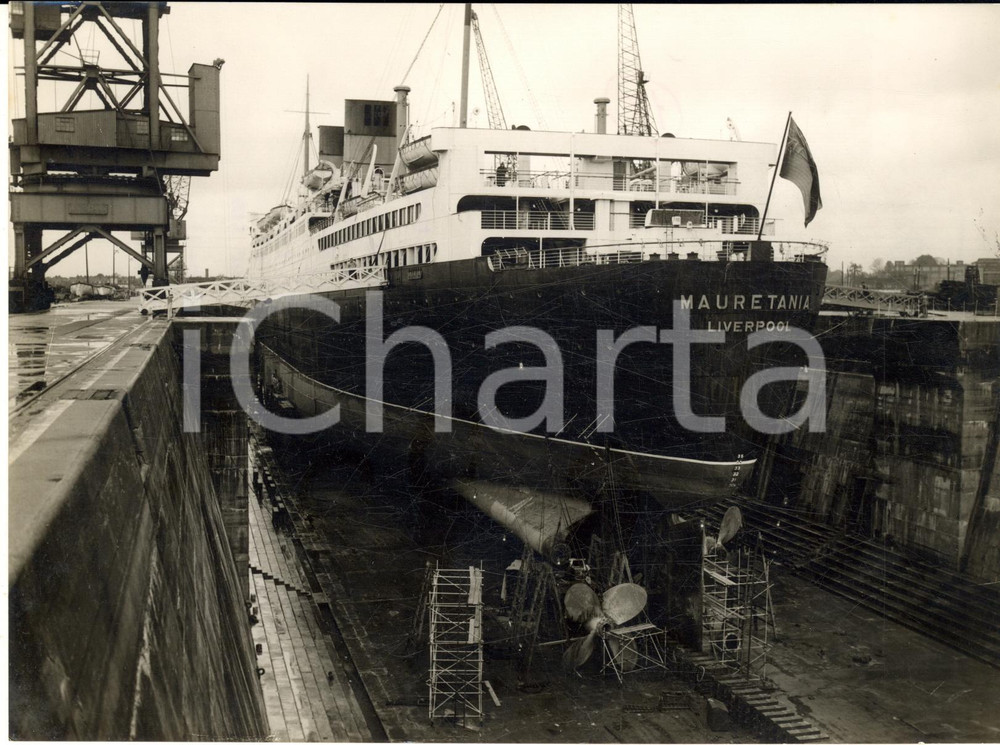1955 SOUTHAMPTON Cunard Liner MAURETANIA during her winter overhaul *Photo 20x15