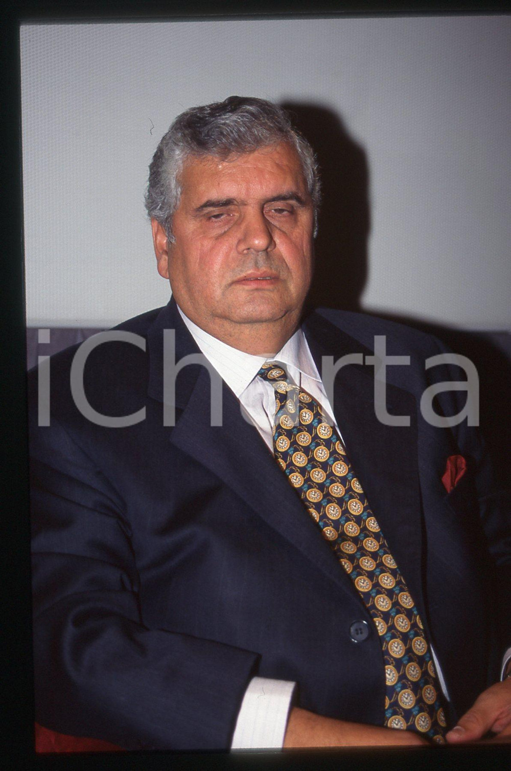 35mm vintage slide* 1995 ca LIBERAL PARTY OF CANADA Alfonso GAGLIANO Minister 4    Diapositiva d'epoca, in formato 35 mm. CONDIZIONI: GOODTutti i diritti riservati.E' severamente vietata la riproduzione. ICharta mette in vendita, sul negozio eBay e in esclusiva sul sito "icharta" il proprio archivio composto da numerose diapositive e negativi fotografici d'epoca, tutti originali e autentici, che attraversano la storia del costume italiano tra gli la fine degli anni Sessanta e Novanta.Si tratta di uno sguardo inedito sull'attualit&agrave;, la politica, la vita quotidiana, il gossip e la cultura, che fotografa il cambiamento della nazione in quest'ultimo scorcio del XX secolo. Un'occasione unica per il mercato del collezionismo, che vede finalmente disponibile un archivio eccezionale per vastit&agrave;, tematiche e condizioni, in un settore (il negativo fotografico e la diapositiva) di assoluta novit&agrave; e dalle interessanti prospettive di investimento.     originale e autentica 1