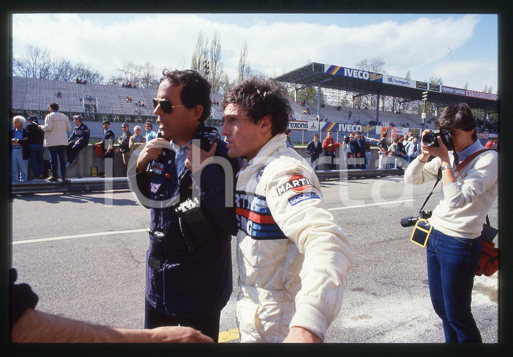 Fotografia d epoca originale 35mm vintage slide 1986 360 KM MONZA Cesare FIORIO con Andrea DE CESARIS ai box 1