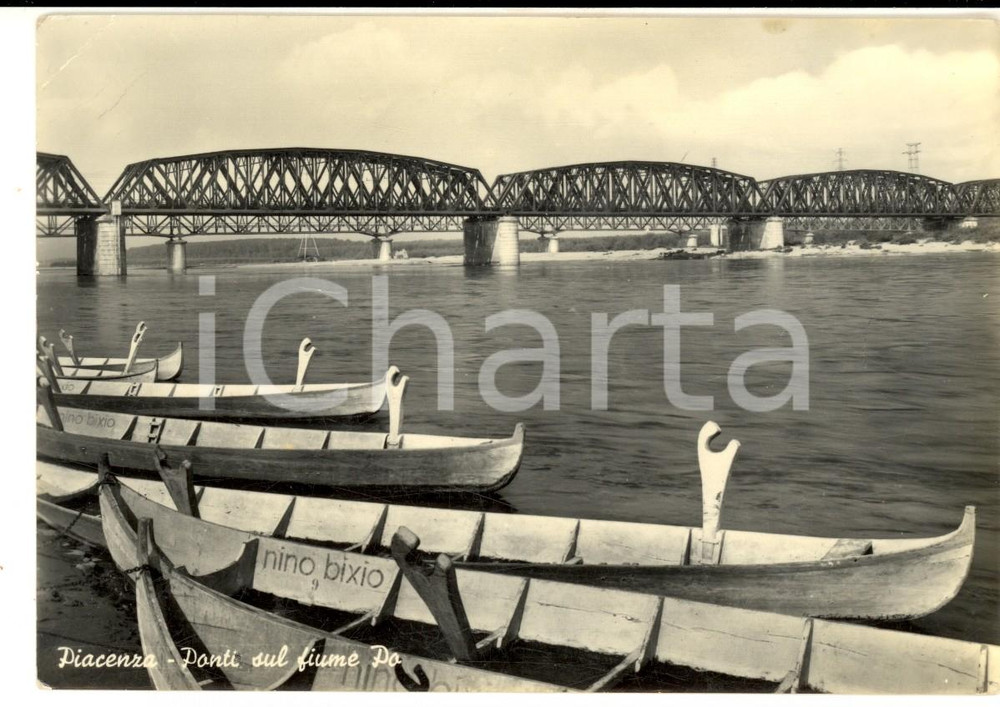 Cartolina originale da collezione 1955 PIACENZA Ponti sul fiume Po e barche Nino BIXIO Cartolina FG VG 1