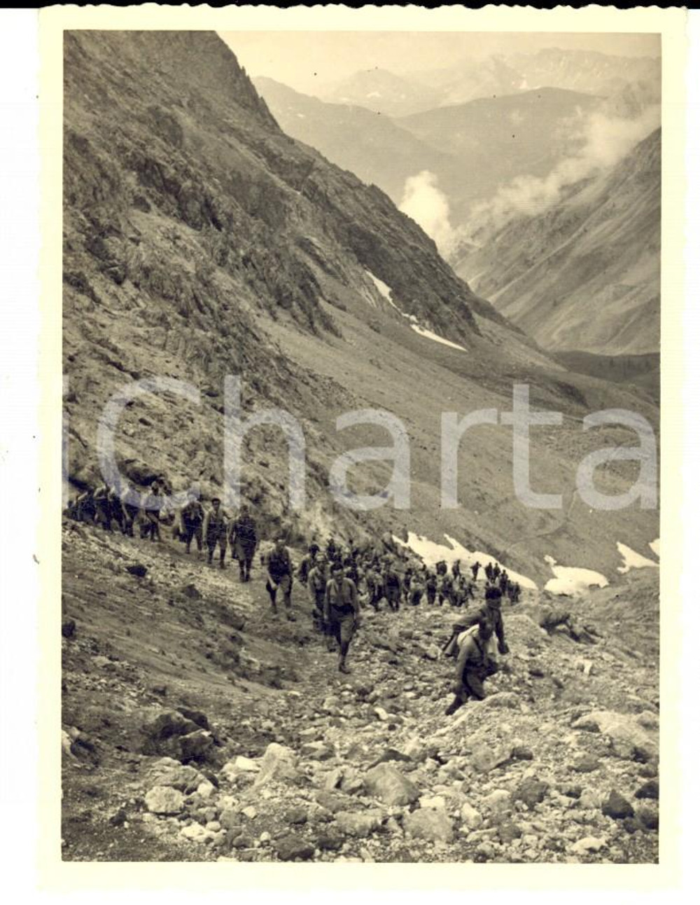 Fotografia d epoca originale 1939 PIEMONTE Soldati Scuola Applicazione Fanteria di Parma in marcia Foto 9x11 1