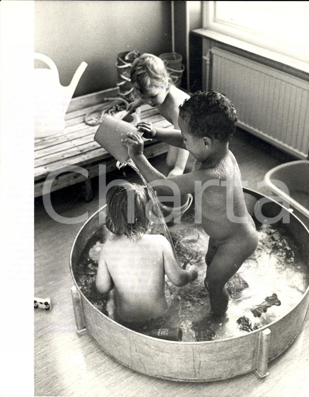 Fotografia d epoca originale 1980 ca WHO Antropologia divide uomini in gruppi etnici Foto MANDELMANN 1