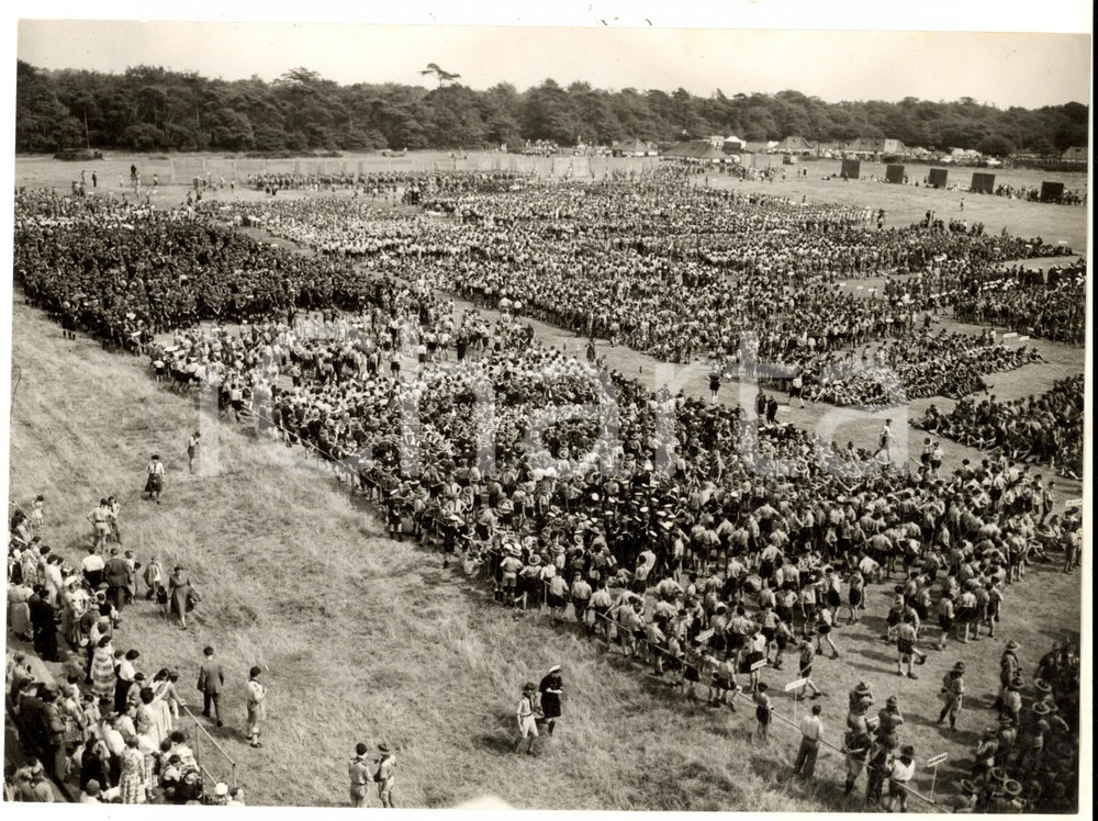 Fotografia d epoca originale 1957 SUTTON PARK World Scouts Jubilee Jamboree  The great gathering Photo 1