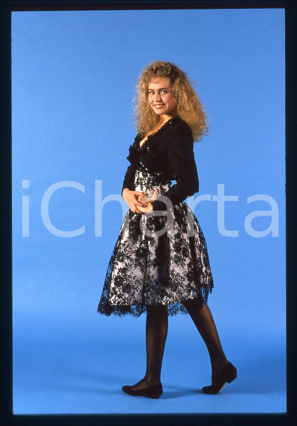 35mm vintage slide* 1989 CANALE 5 Ylenia CARRISI - Ritratto della showgirl (34)