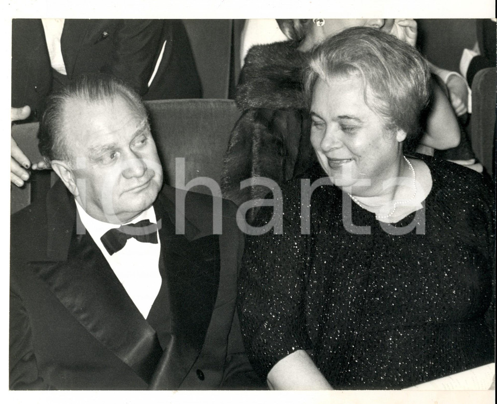 Fotografia d epoca originale 1955 ca PARIS Ambasciatore URSS Sergej VINOGRADOV con la moglie Foto 24x18 cm 1